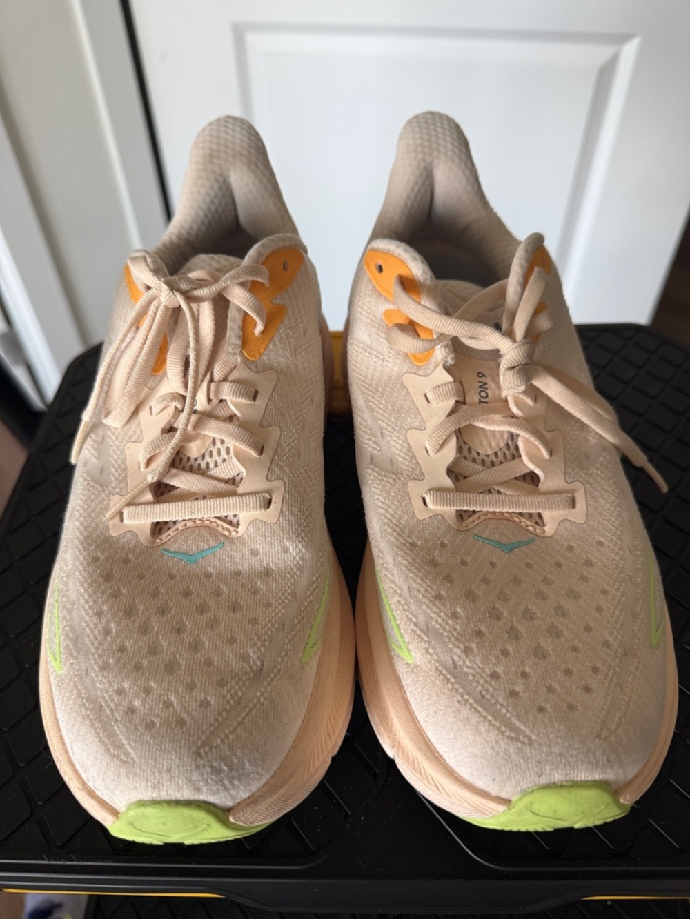Hoka Clifton Sneakers